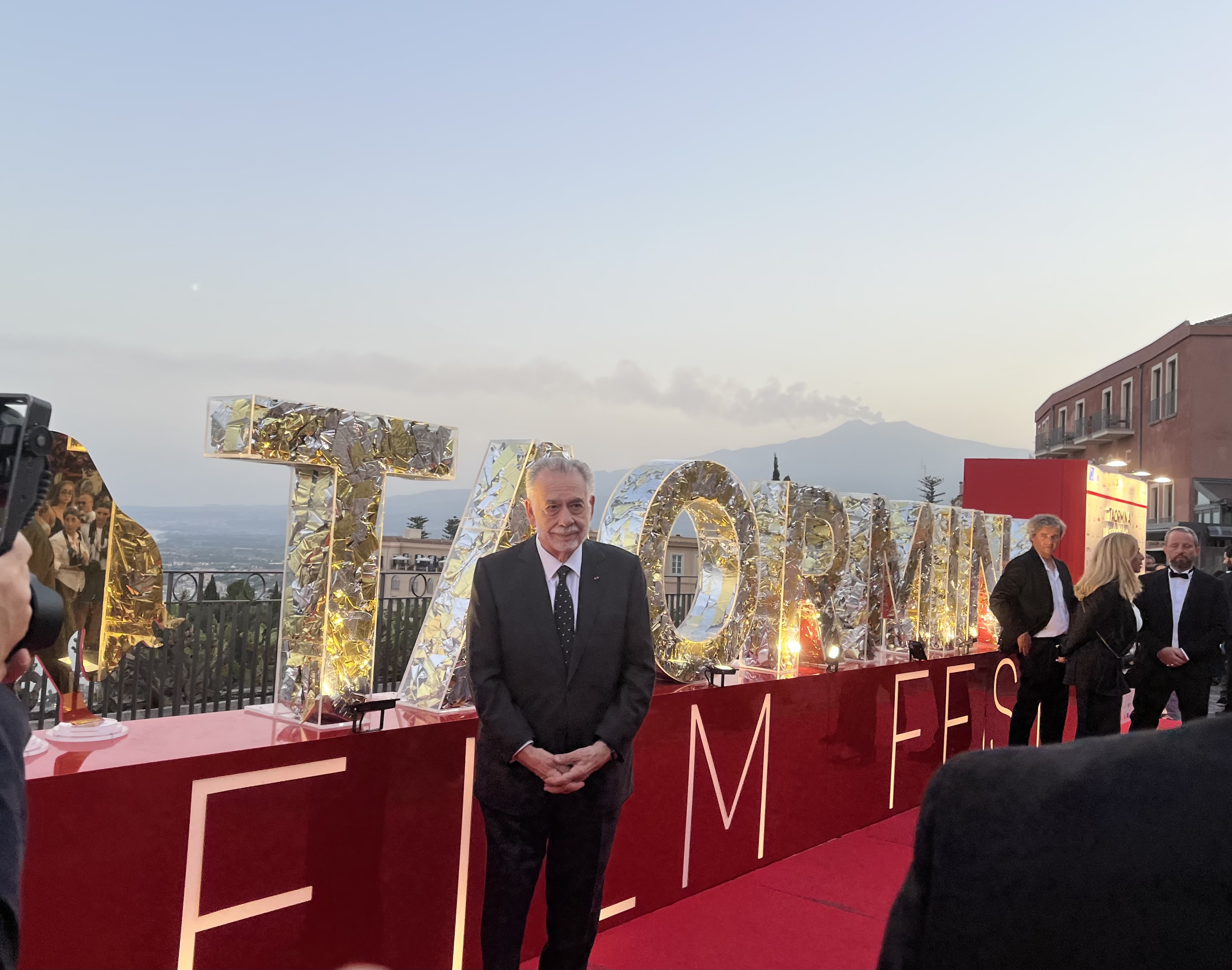 Francis Ford Coppola apre il Taormina FilmFest: “Sicilia: terra di  felicità” FOTO - Tempostretto