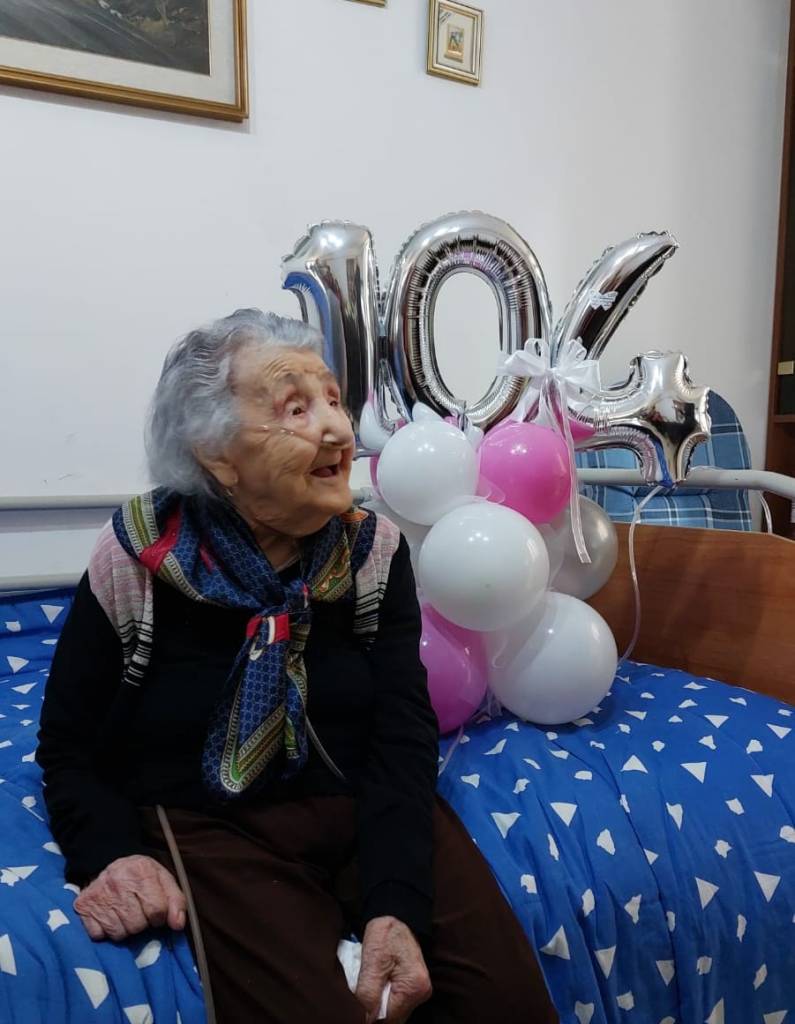 rosina carcione compie 104 anni a galati mamertino