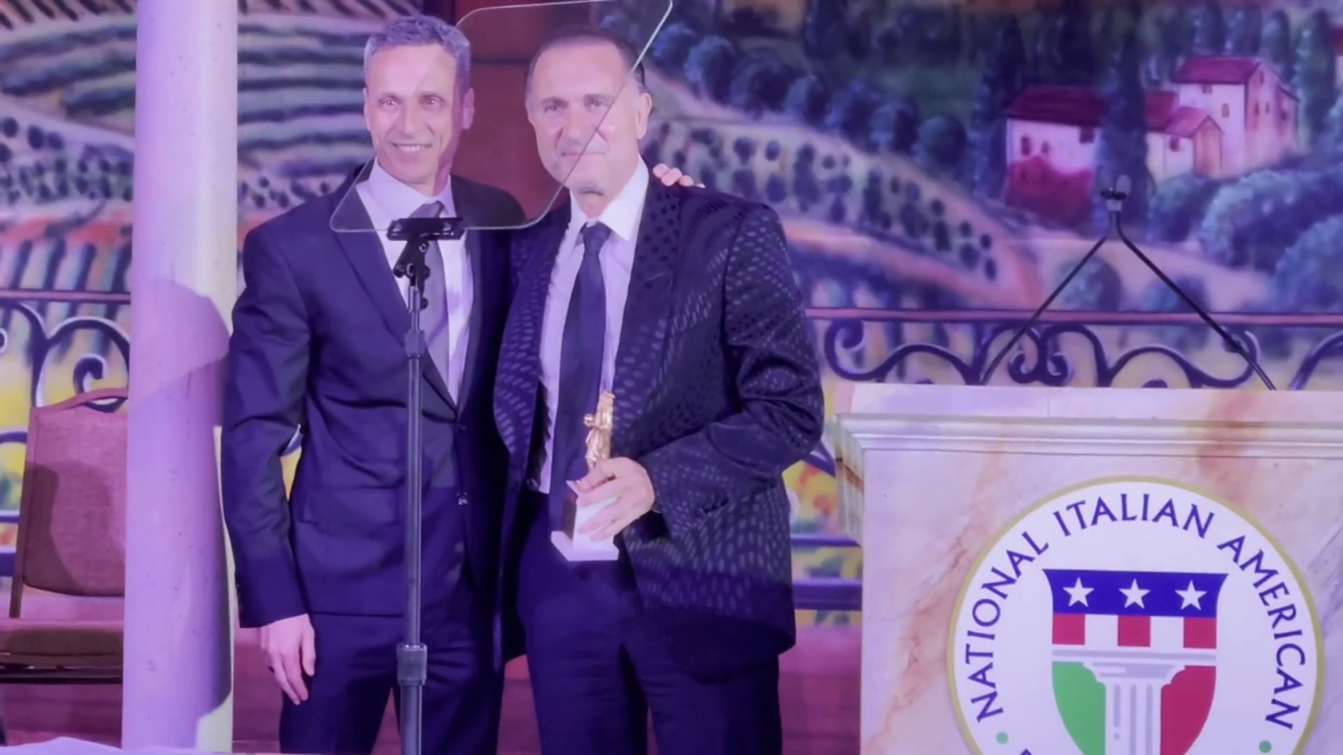 Il Patron Rossonero Cardinale Premiato Al Gala Niaf Forza Milan