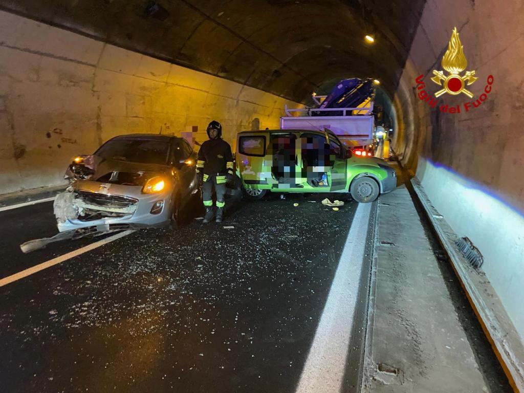 Incidente mortale A18 carmelo Iannino galleria Sant'Alessio 150724 foto VdF