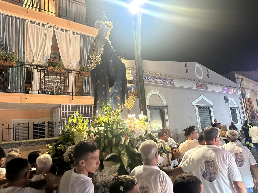 Processione della Madonna a Torre Faro