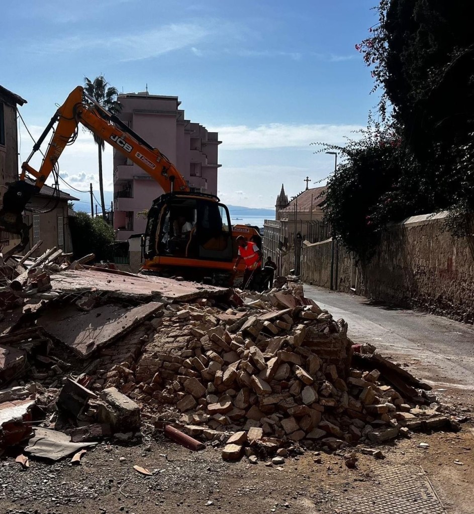 via delle mura demolizioni