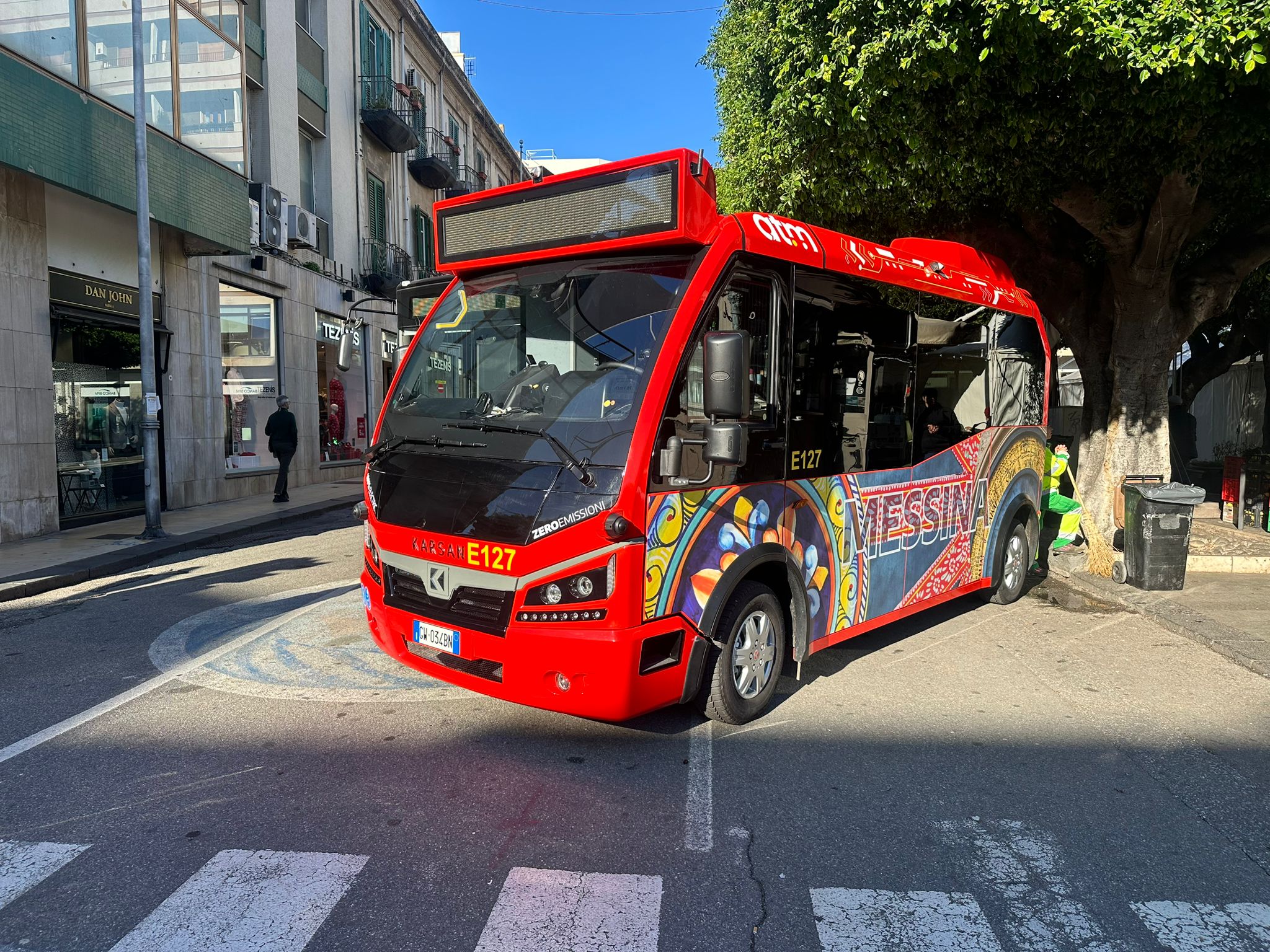 Messina Presentati Nuovi Bus Elettrici Per I Villaggi E Il Centro Foto E Video