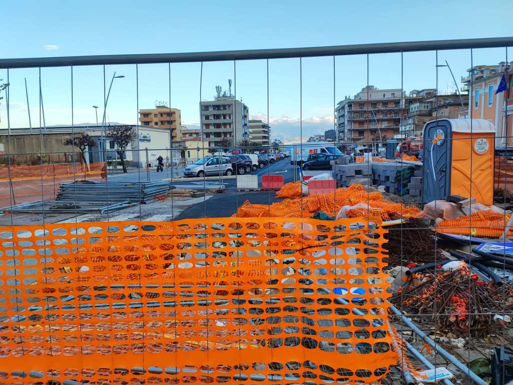 lavori parcheggio viale europa ovest