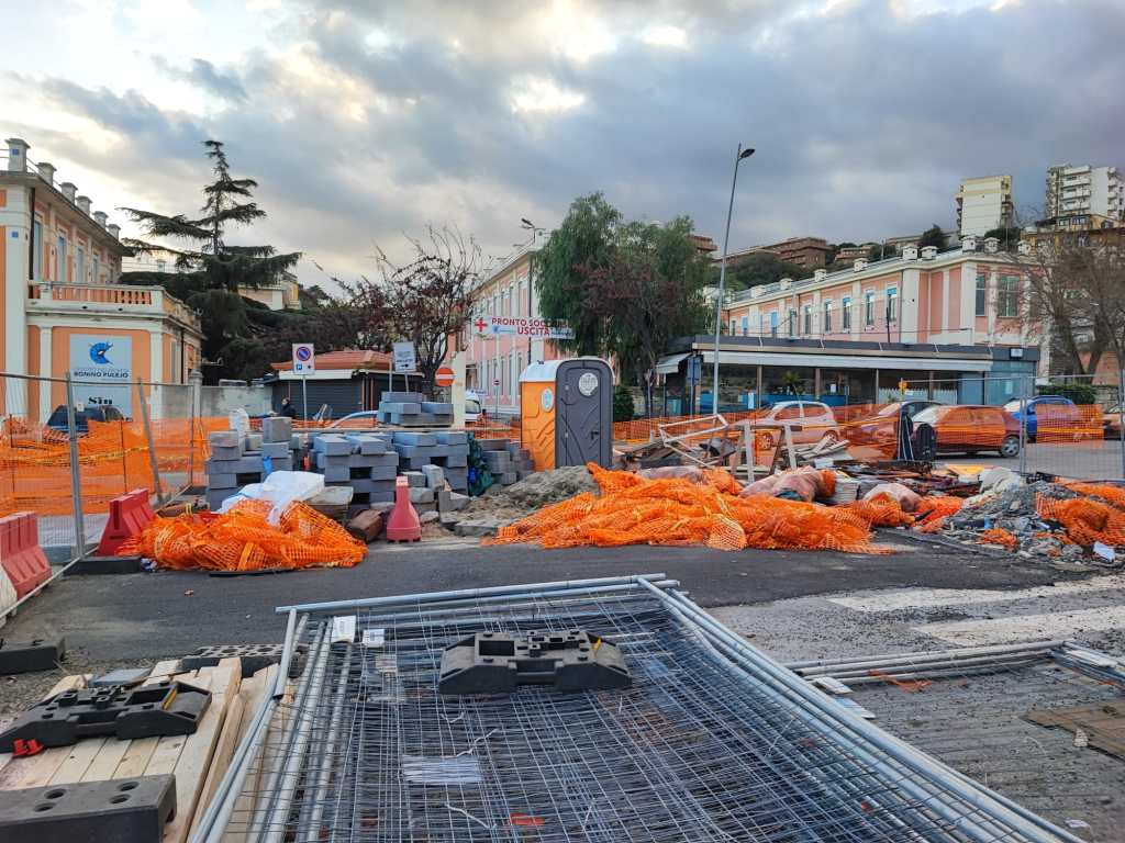 lavori parcheggio viale europa ovest